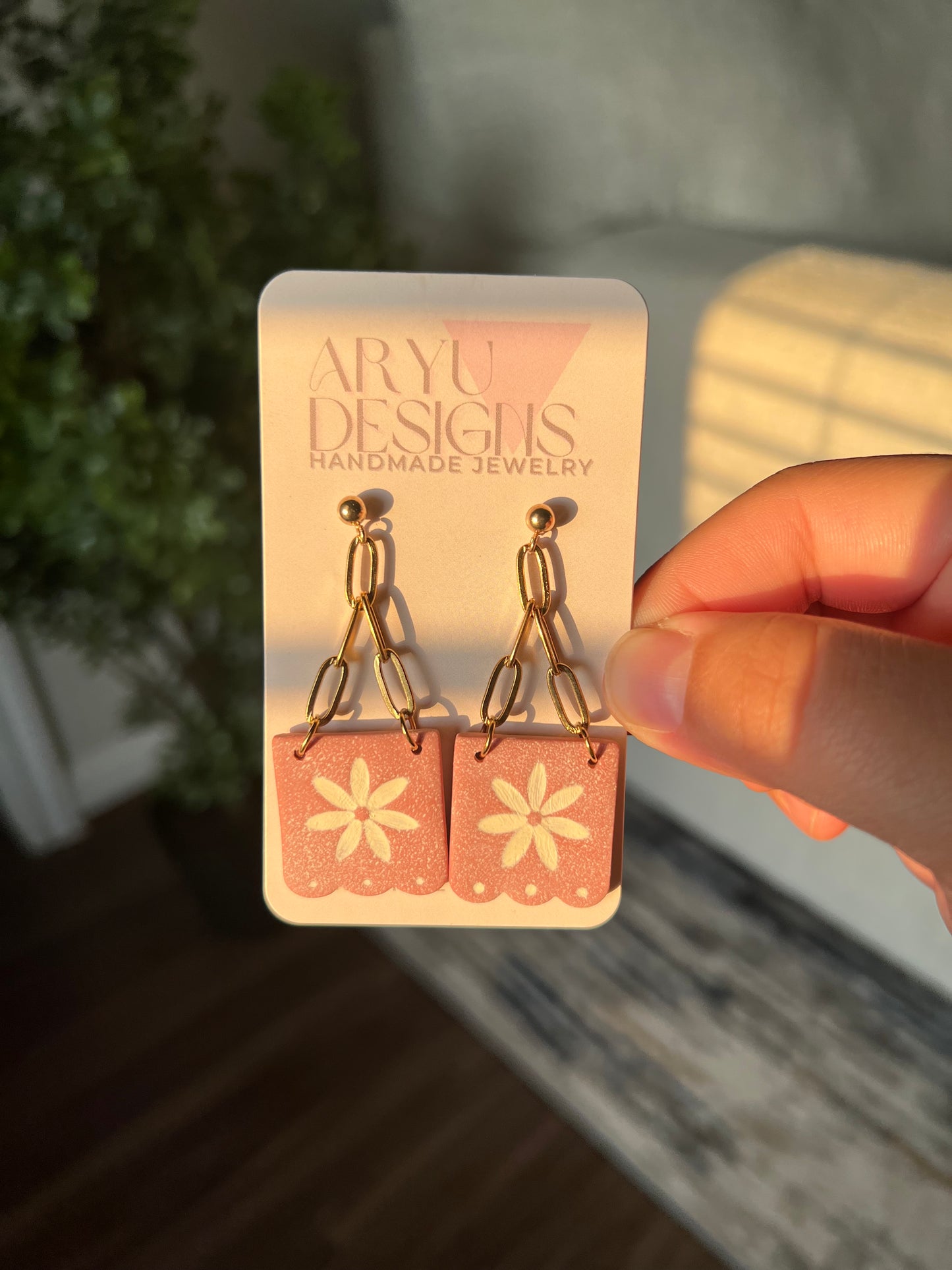 Papel Picado Gold Chain Dangles - Petal