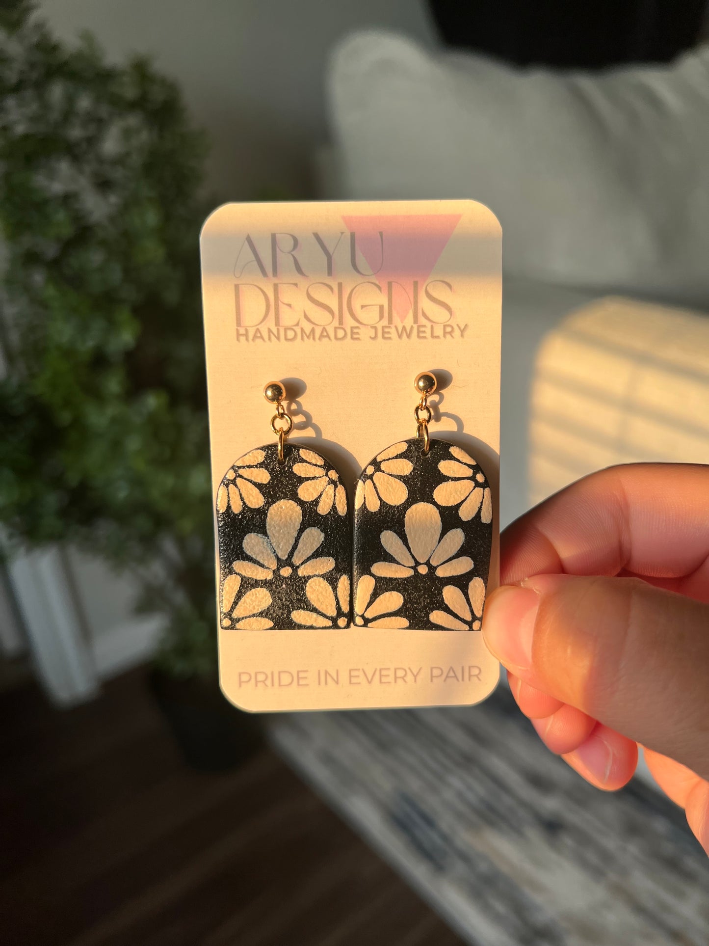 Talavera Arch Dangles - Noir