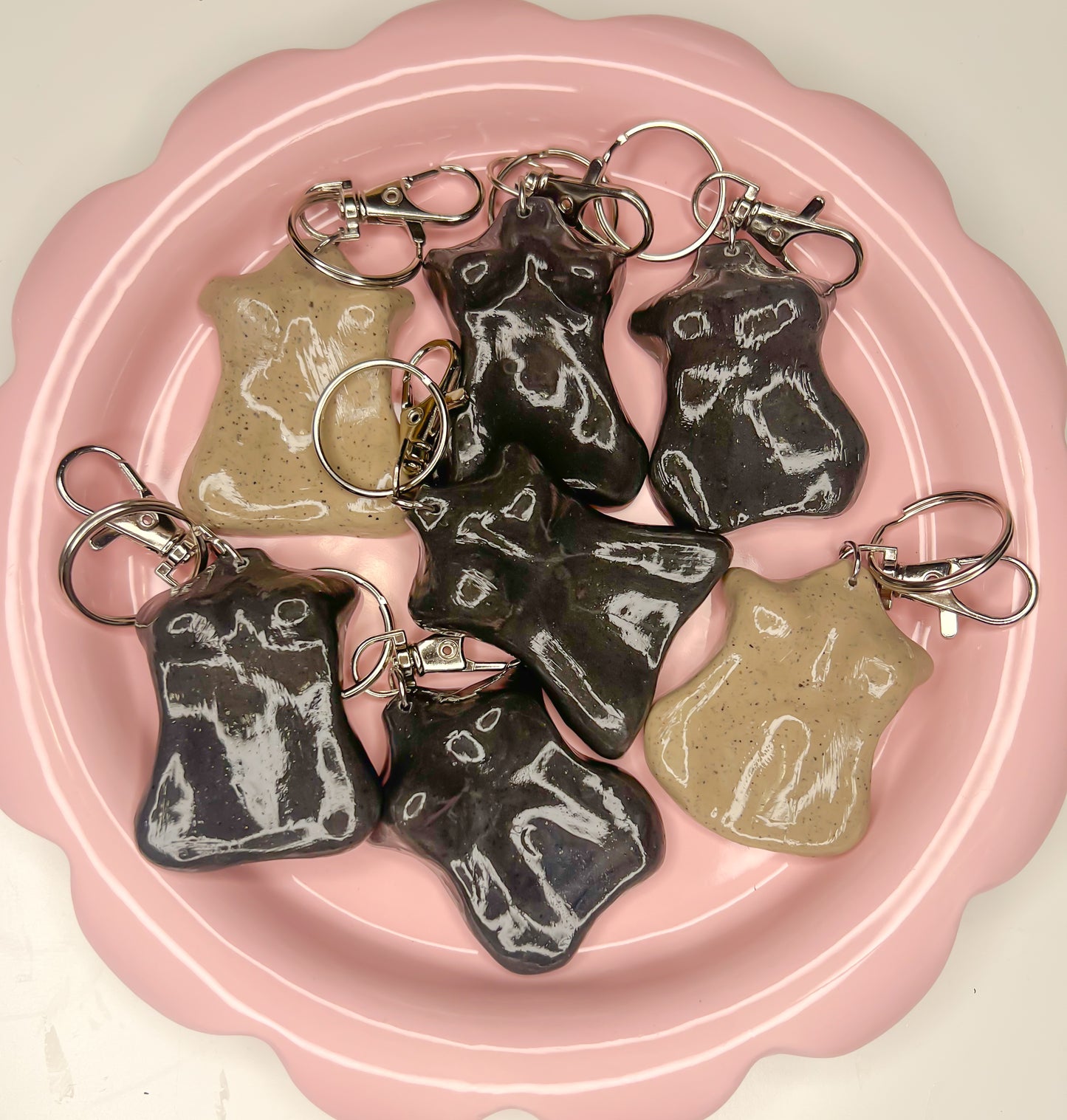 Curvy Worry Stones Keychains