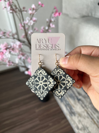 Flower Tile Statement Dangles - Noir/Ivory
