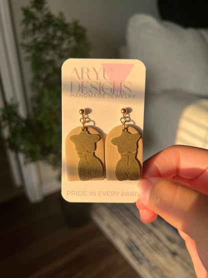 Body Statement Dangles - Cafe con Leche