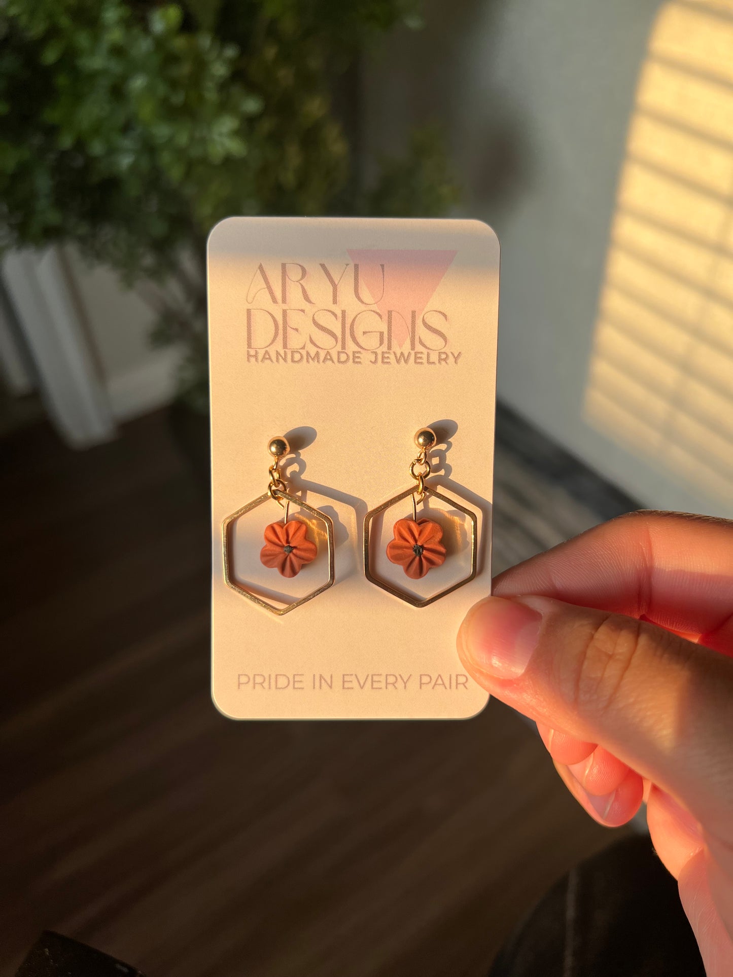 Hex Bloom Dangles - Nectarine