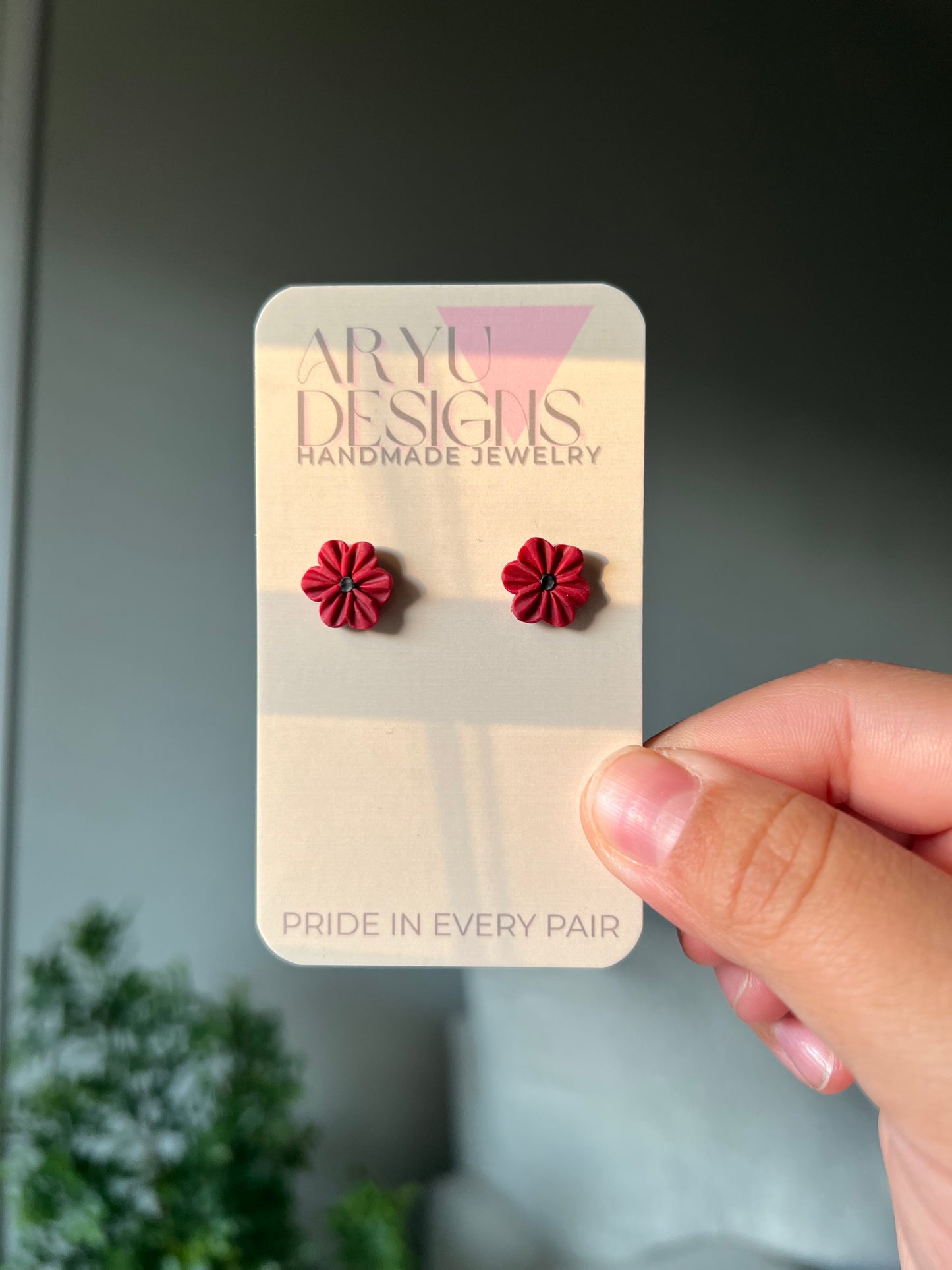 In Bloom Studs - Merlot