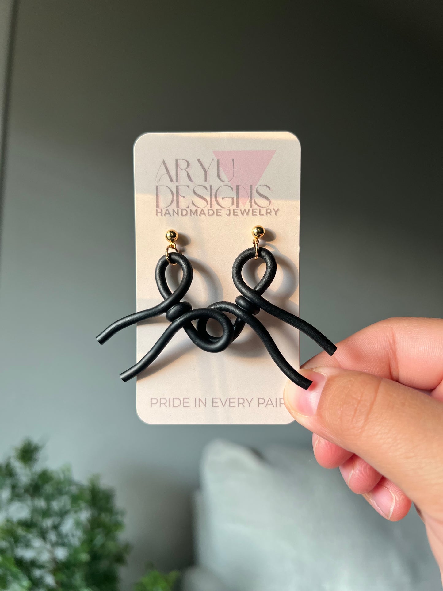 Bow’d Up Dangles - Noir