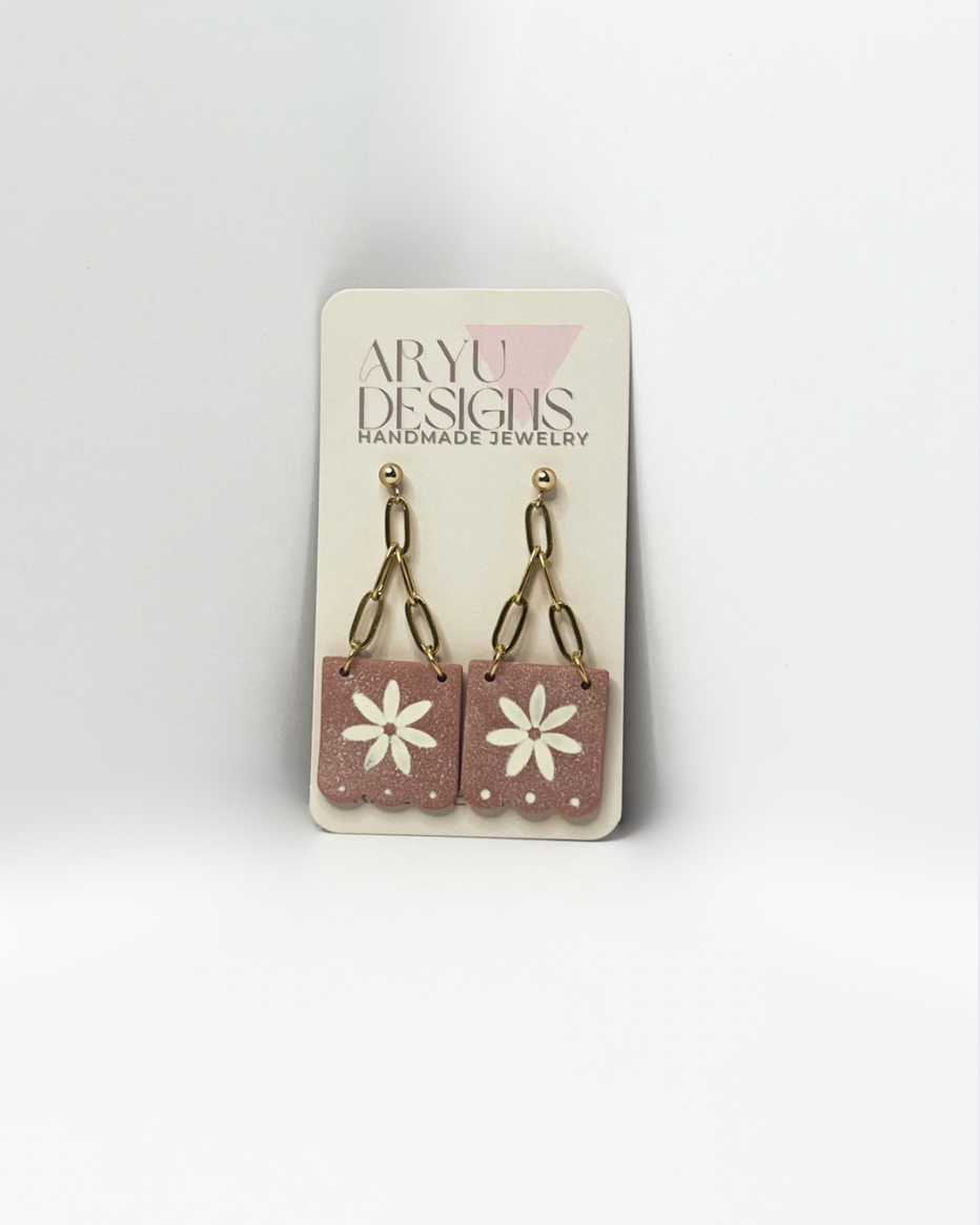 Papel Picado Gold Chain Dangles - Petal